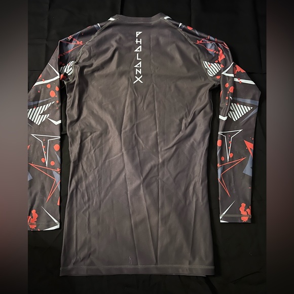 Rashguard - Picture 2 of 3
